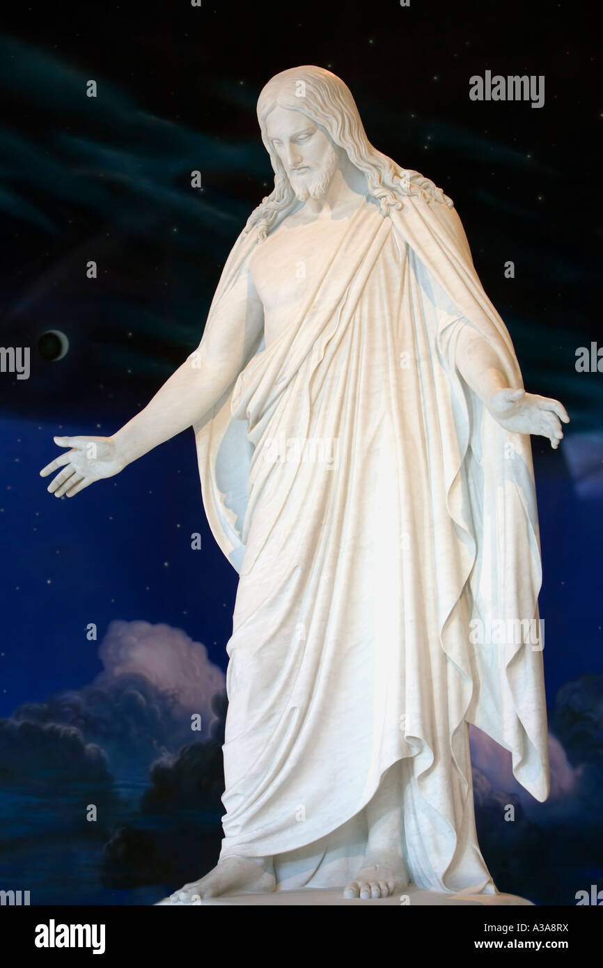 Christus statue. Christ with his arms outstretched Stock Photo Alamy
