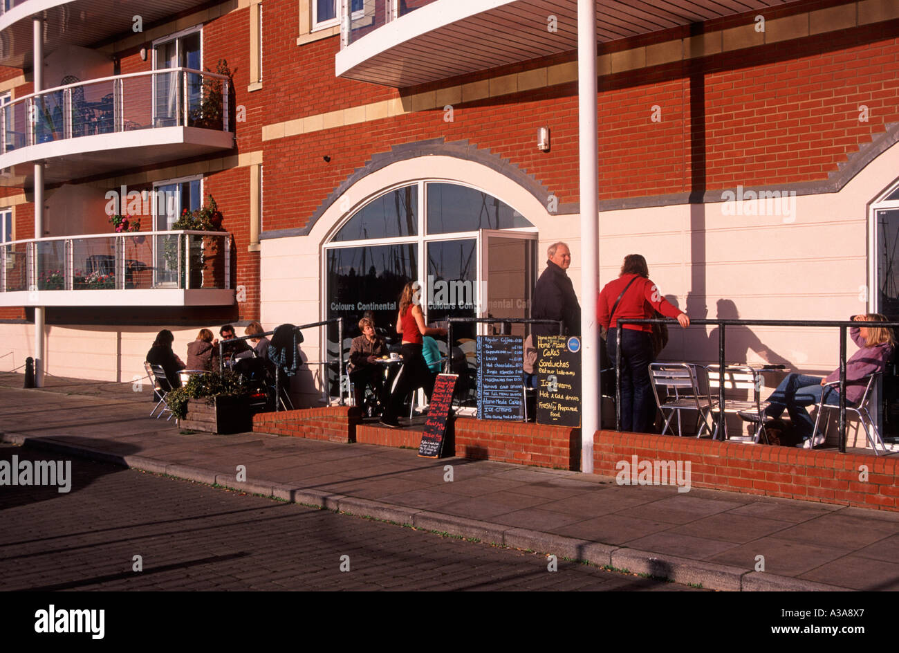 Cafe Ipswich waterfront Wet Dock urban redevelopment project Suffolk England Stock Photo