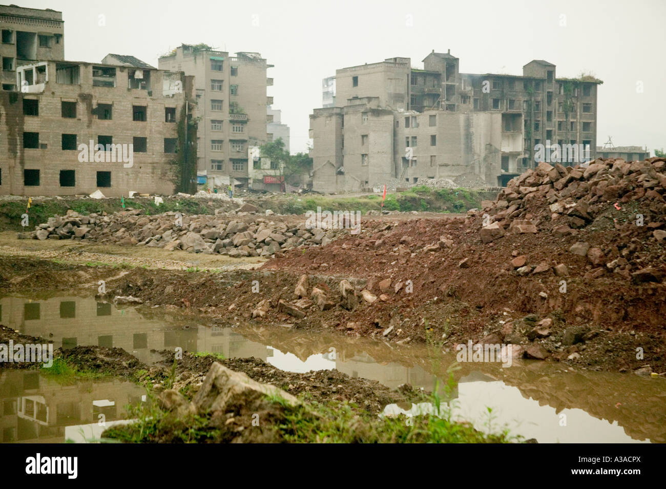 Demolition of Feng Du, ghost city, Yangtze River, China Stock Photo