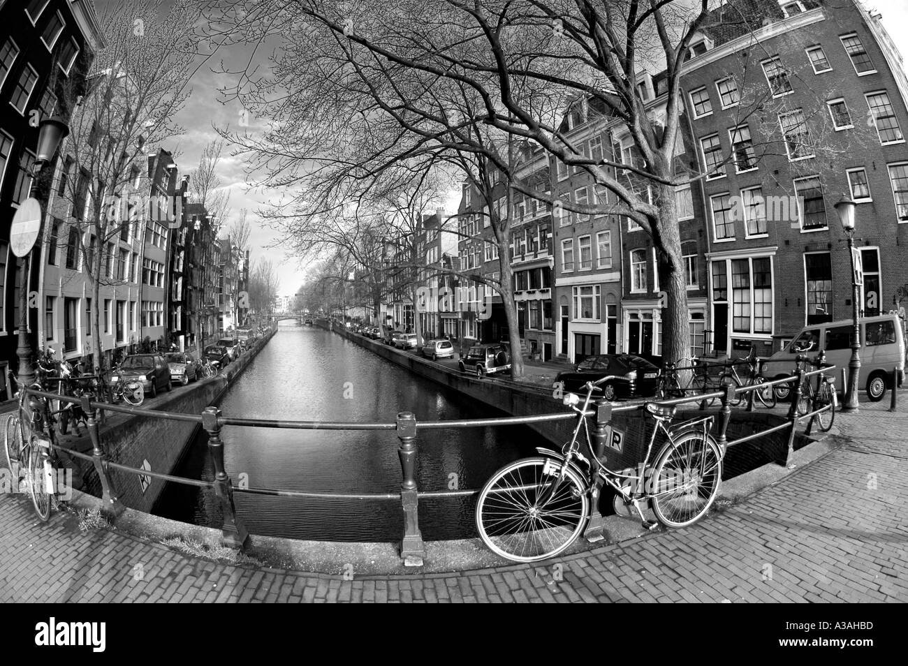 Black white picture canal hi-res stock photography and images - Alamy