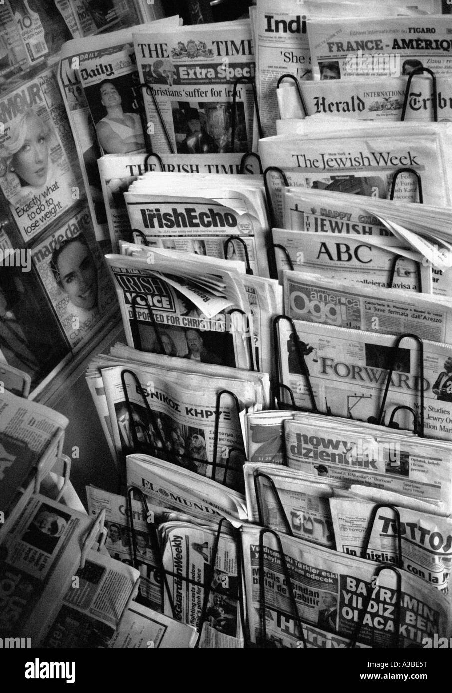 Newsstand Black and White Stock Photos & Images Alamy