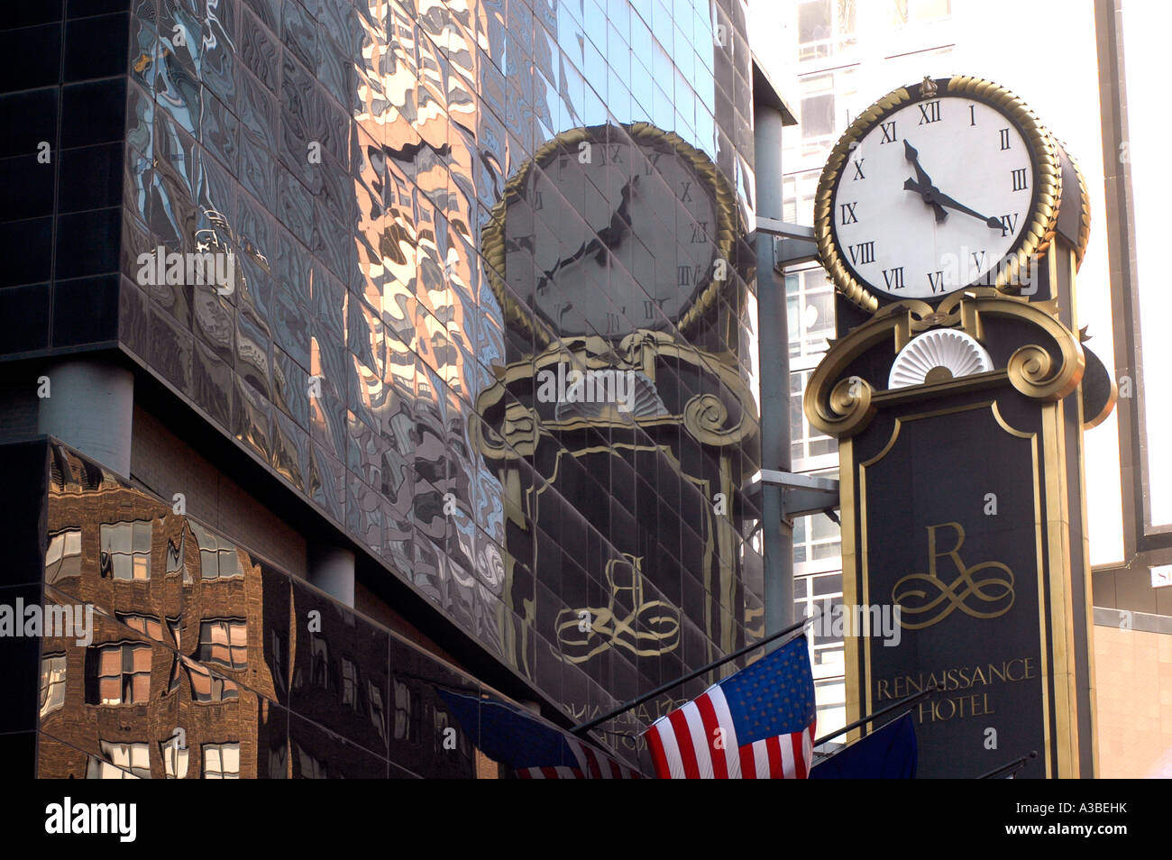 Renaissance hotel new york hi-res stock photography and images - Alamy