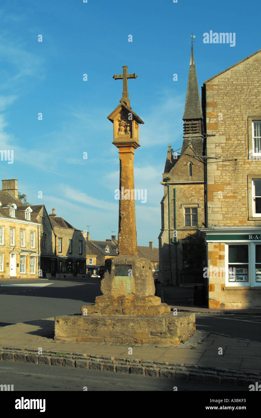 Stow on the Wold Cotswold market town street scene with Market Cross