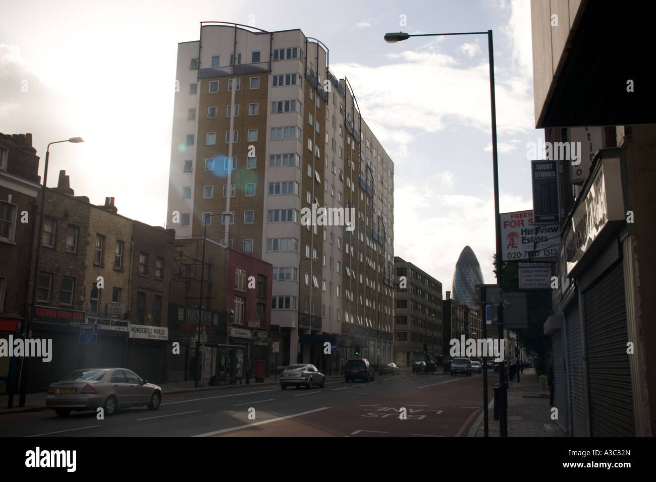 Whitechapel E1 London commercial road Stock Photo Alamy
