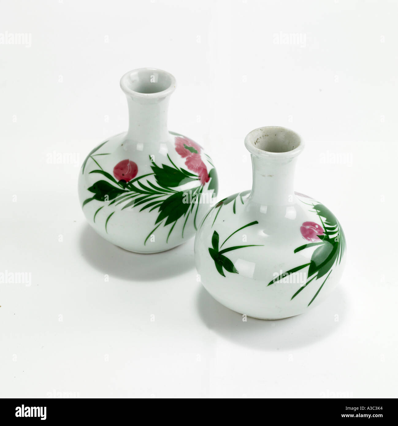 Oriental vases hi-res stock photography and images - Alamy
