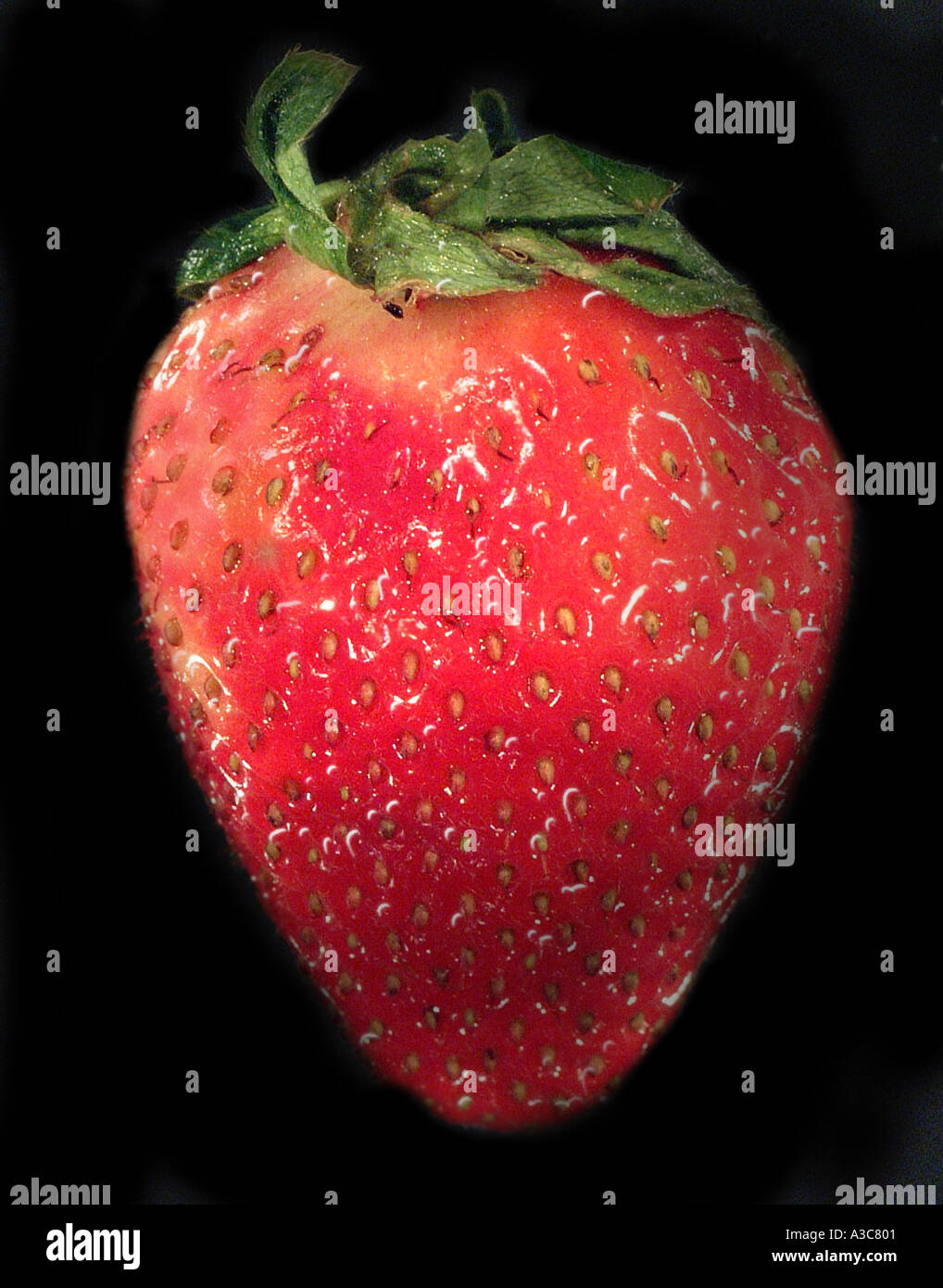 Photo of strawberry hi-res stock photography and images - Alamy
