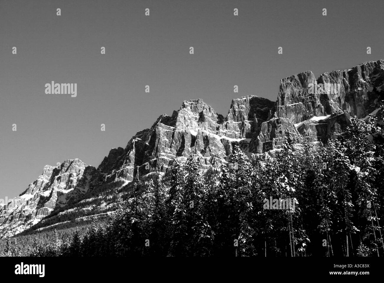 Canadian rocky mountains Black and White Stock Photos & Images - Alamy