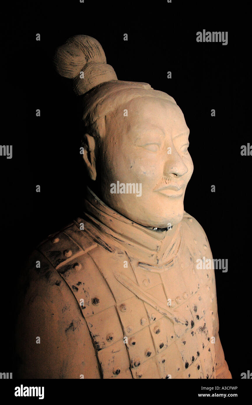 Statue of emperor qin shihuangdi hires stock photography and images Alamy
