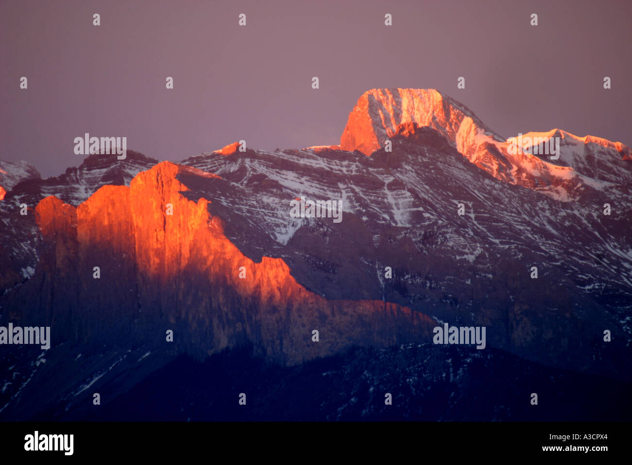 Mountain sunrise; Dawn in the Rockies: Fire on the mountians Stock Photo