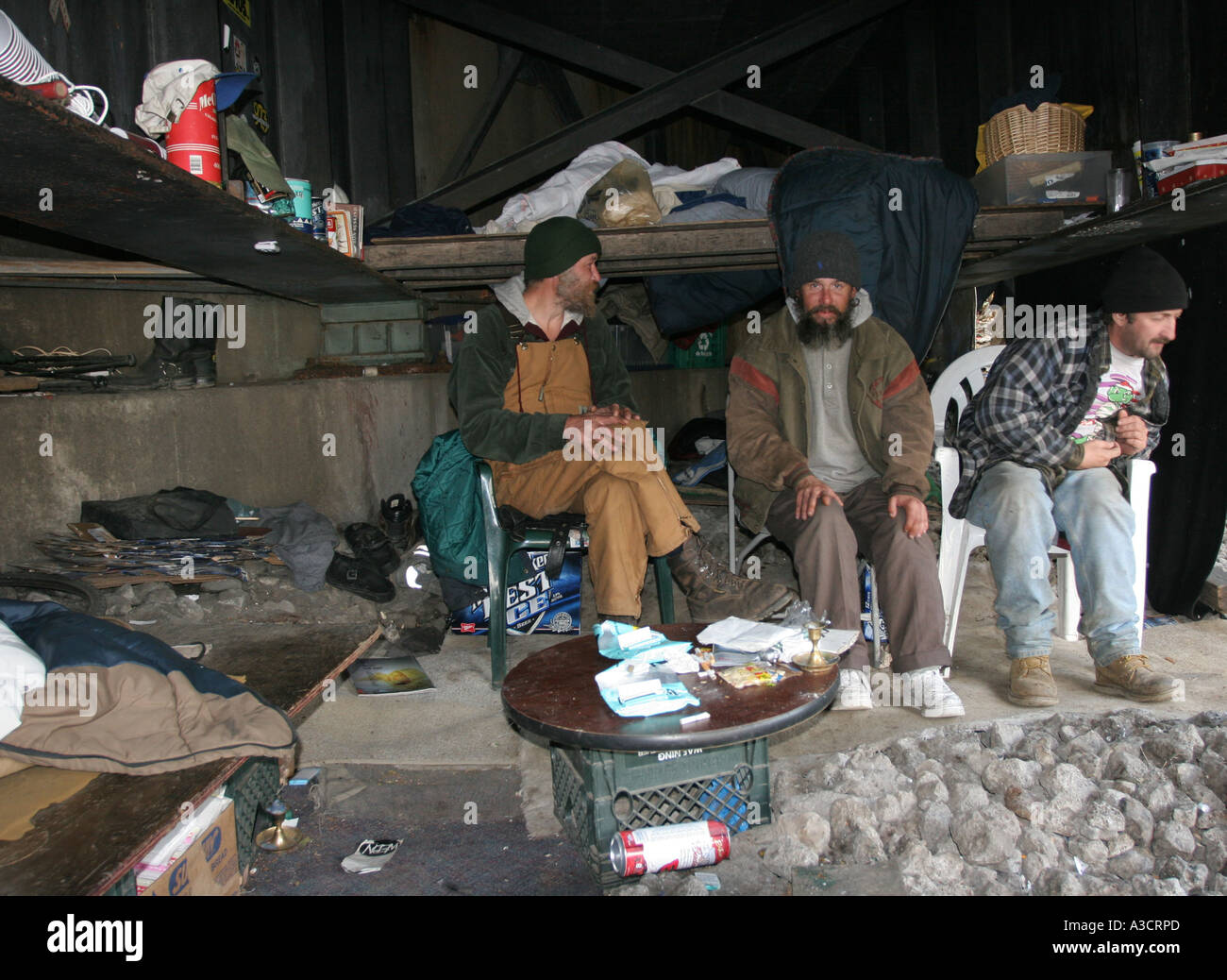homeless men living under bridge ohio Stock Photo Alamy