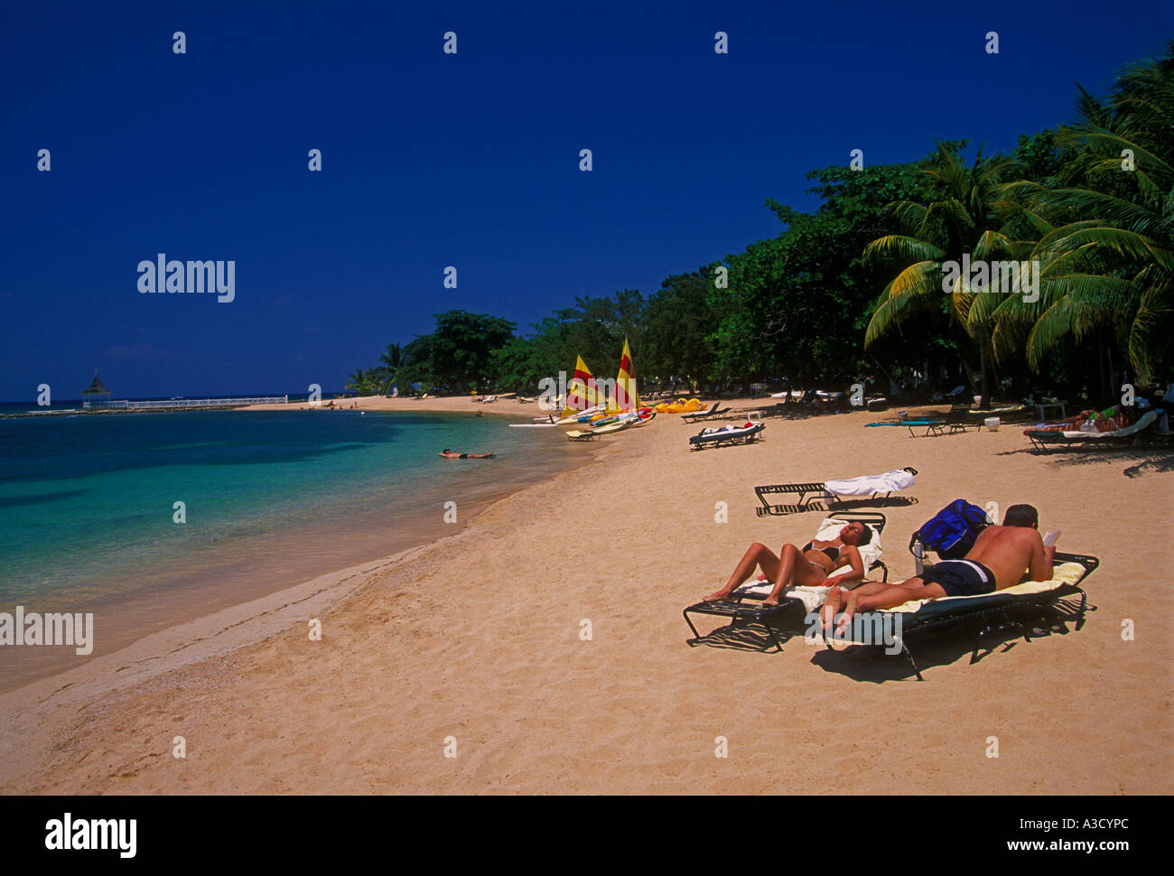 tourists, vacation, holiday, beach, Half Moon Beach, Half Moon Golf