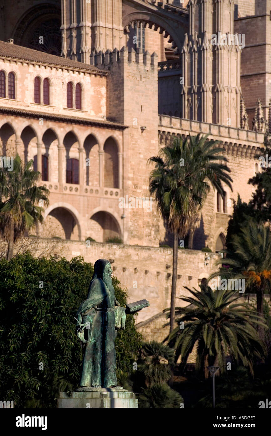 Ramon Llull's monument, Almudaina Palace, Kathedral, Spain, Balearic Islands, Europe Stock Photo