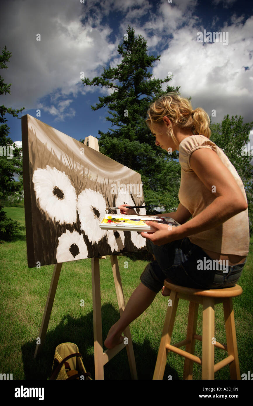 Adult art easels paints hi-res stock photography and images - Alamy