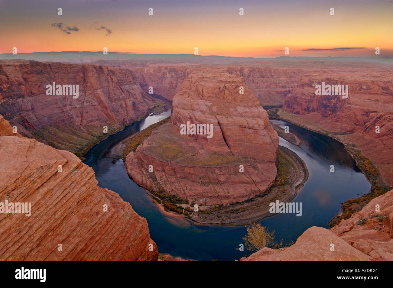 Horseshoe bend rock formation hi-res stock photography and images - Alamy