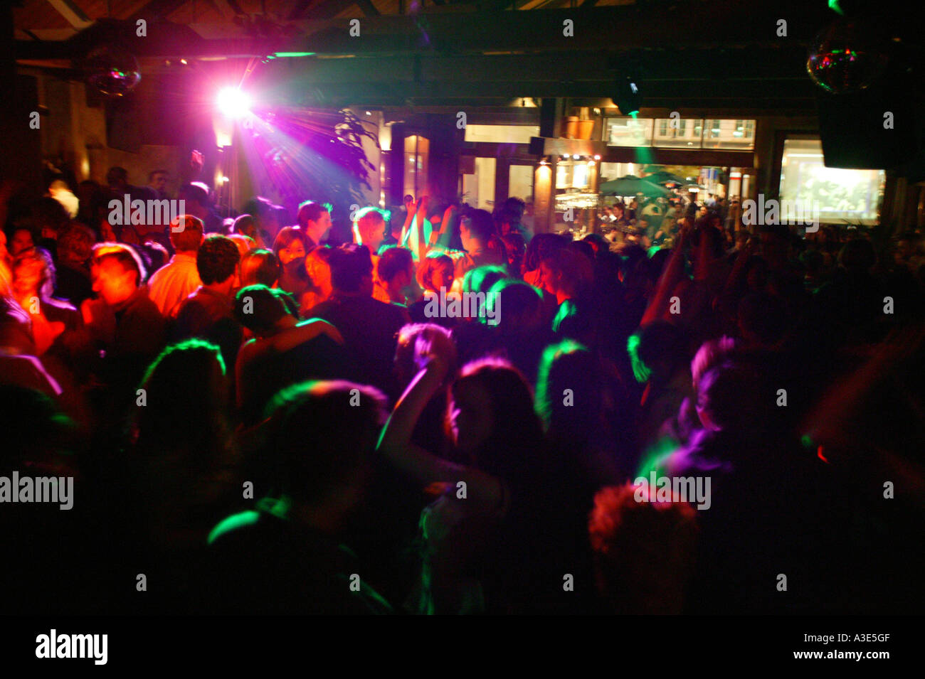 Girls flashing hires stock photography and images Alamy