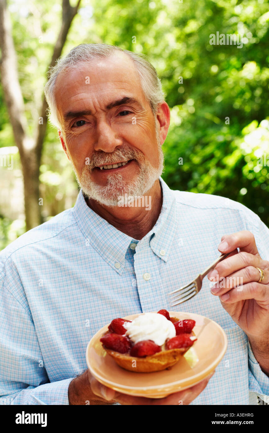 cream in mature picture pie Cream in mature picture pie