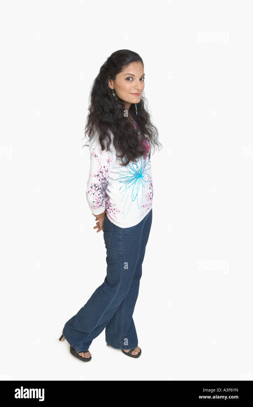 Portrait of a young woman smiling Stock Photo - Alamy