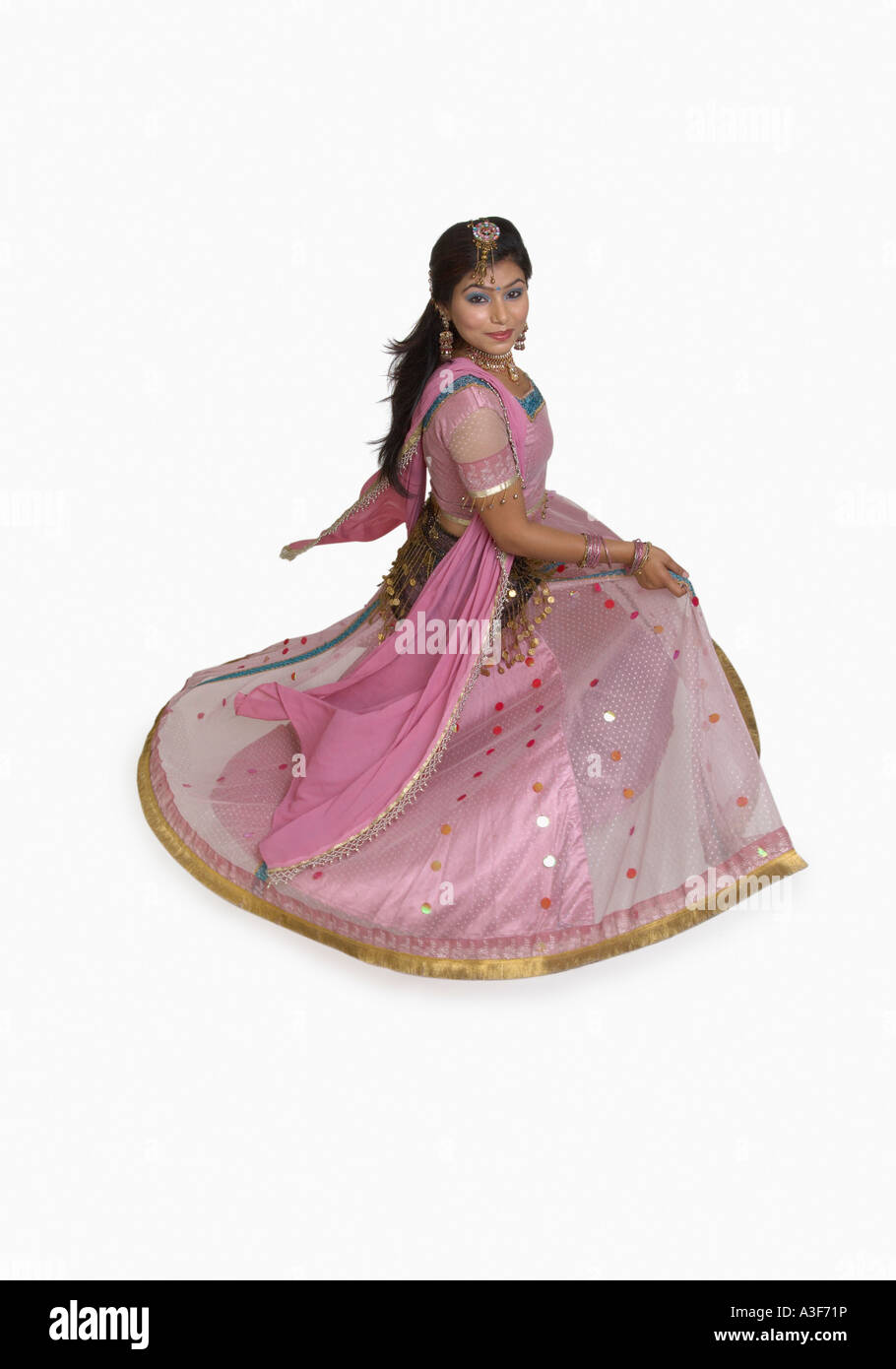 Portrait of a young woman posing in traditional Indian clothing Stock ...