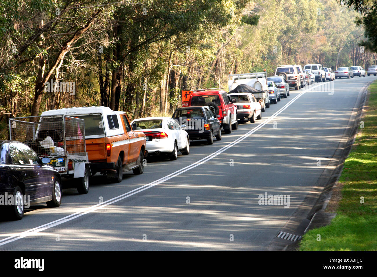 TRAFFIC JAM ON ONE SIDE OF ROAD HORIZONTAL BAPDB8930 Stock Photo Alamy