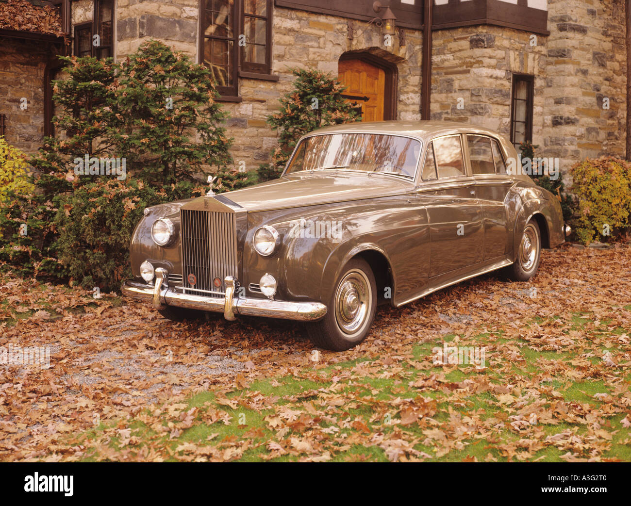 1961 RollsRoyce Silver Cloud with a LS3 V8  Engine Swap Depot