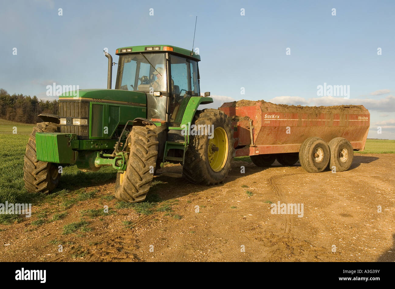 Tractor and Manure spreader Carroll County Maryland Stock Photo Alamy