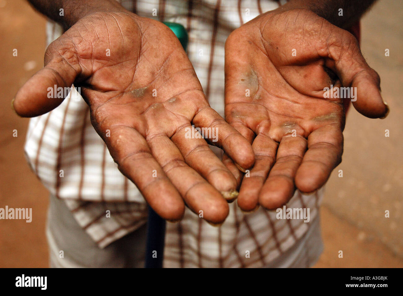 Old mans hands Stock Photo - Alamy
