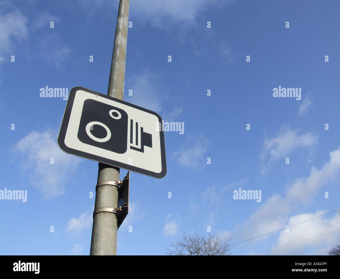 speed camera road sign Stock Photo Alamy speed camera road sign Stock Photo Alamy