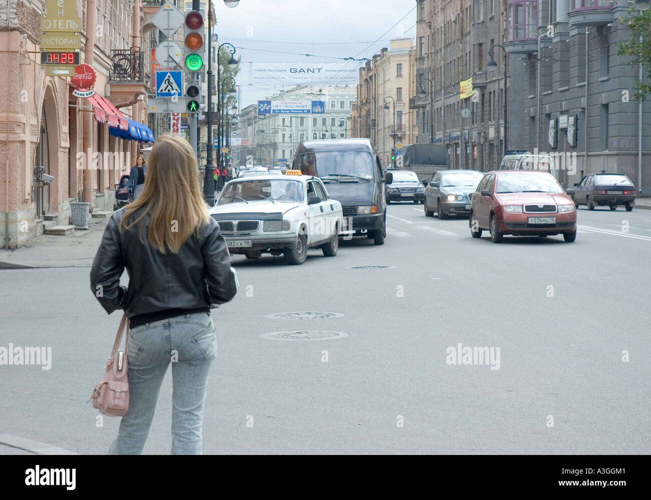 saint petersburg street scene Stock Photo - Alamy
