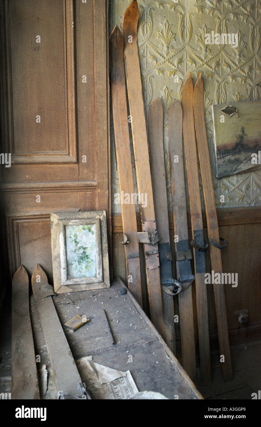 1880s room hi-res stock photography and images - Alamy