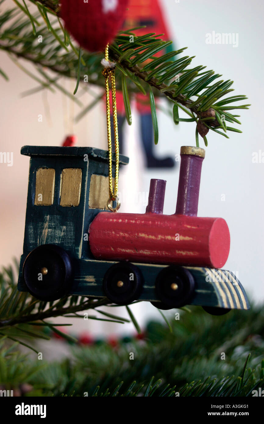 train christmas tree decorations