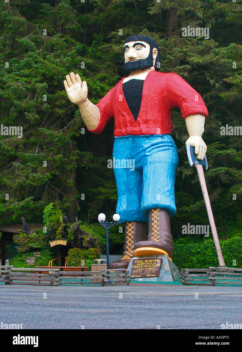 Paul Bunyan statue at Trees of Mystery visitor attraction in the Redwoods on Hwy 101 near Klamath California Stock Photo