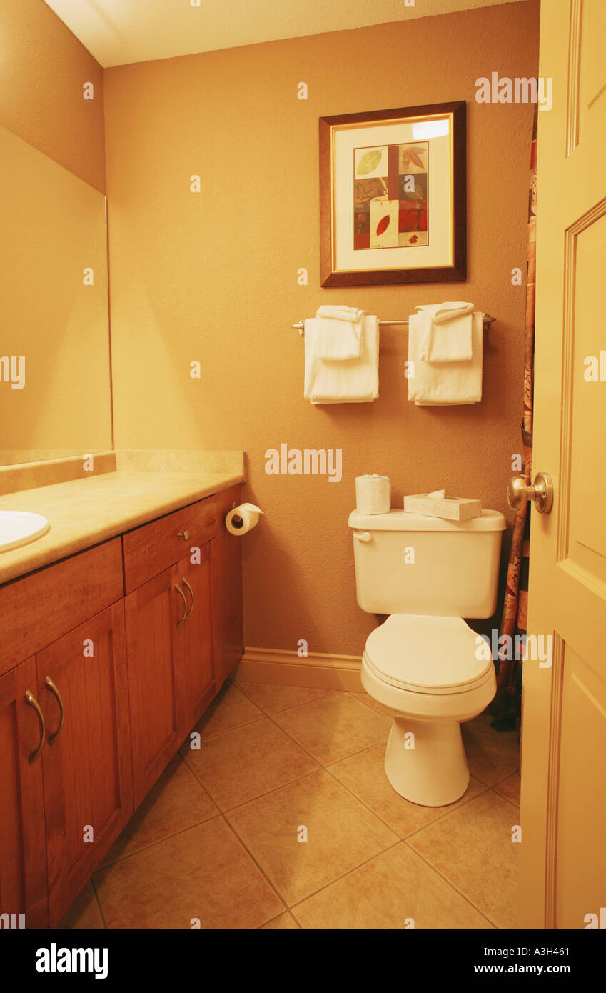 Interiors hi-res stock photography and images - Alamy