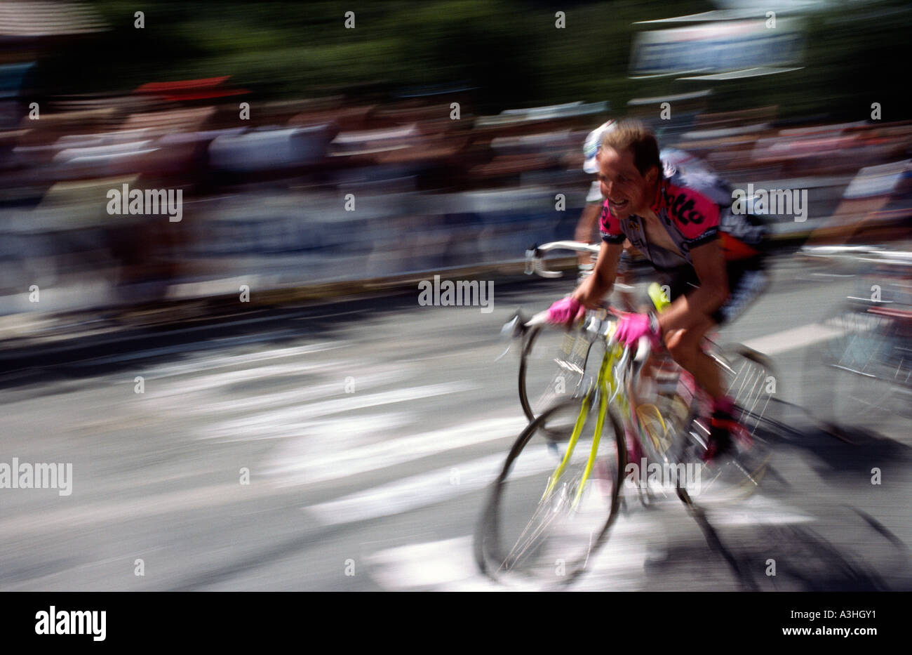 PICTURE CREDIT DOUG BLANE Cycling on Le Tour de France Camonix Stock Photo