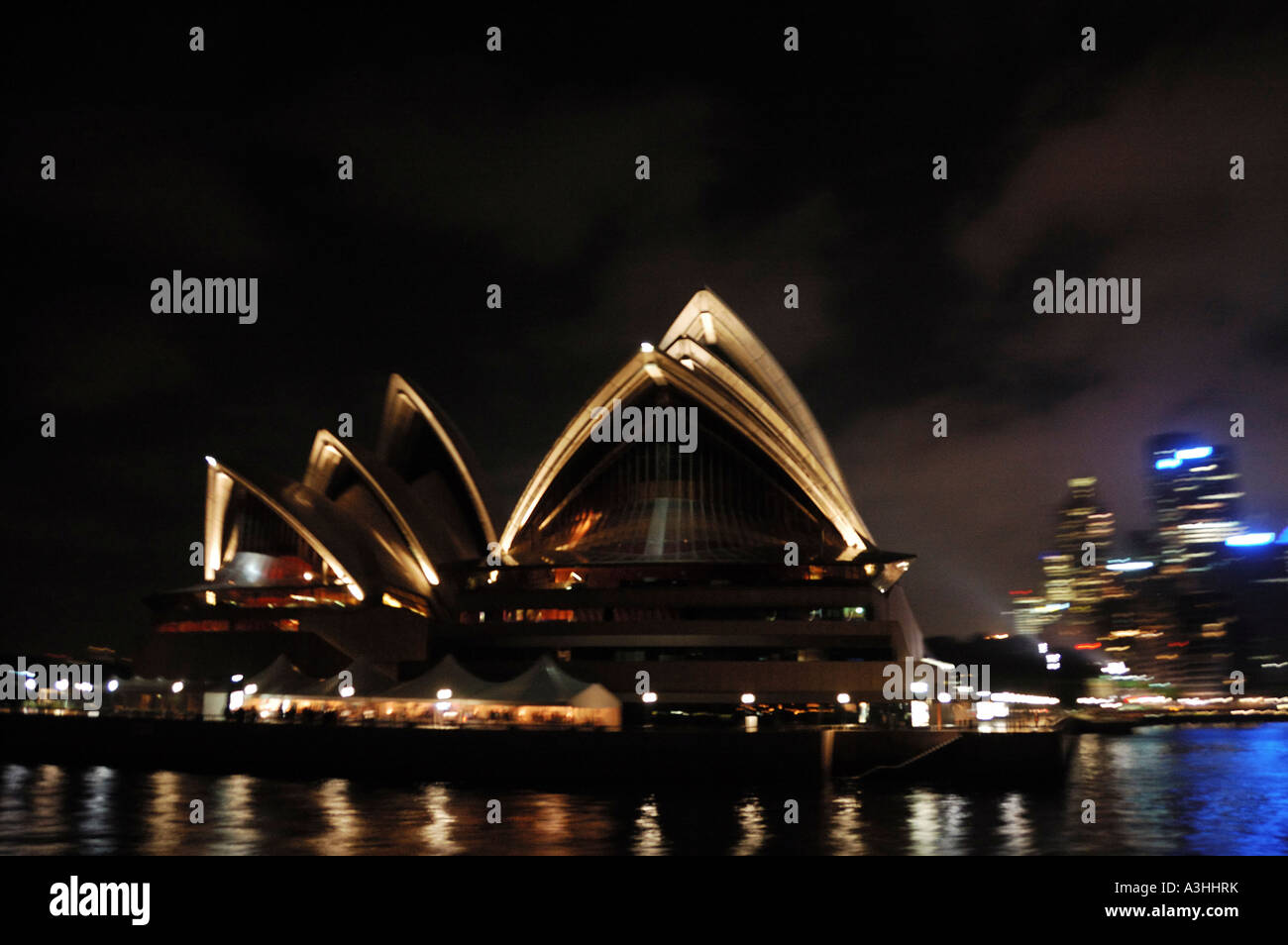 Clamshell architecture hi-res stock photography and images - Alamy