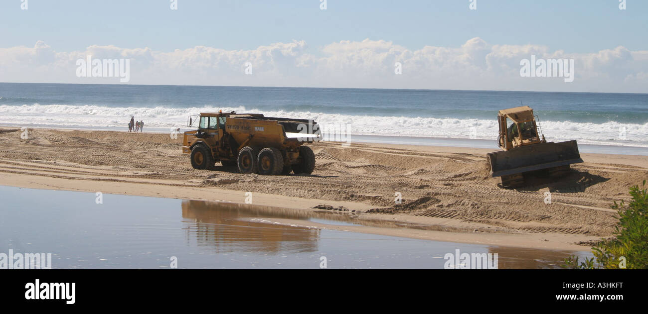 Ade 616 Beachwork,moving sand Stock Photo Alamy