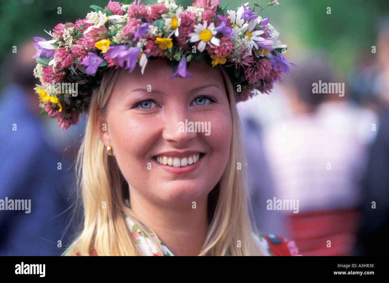 WOMAN WITH FLOWER CROWN MIDSUMMER CELEBRATION SWEDEN Stock Photo Alamy