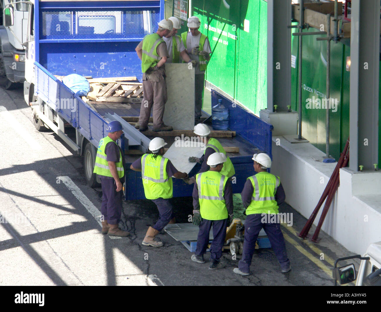 Labourer on london building site hires stock photography and images