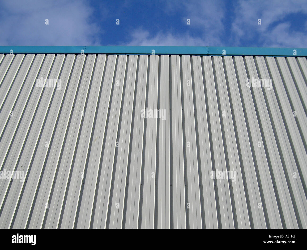 Profiled cladding on large industrial factory warehouse unit Stock Photo Alamy