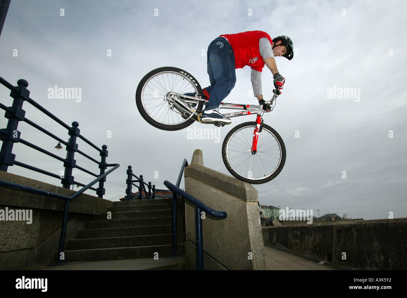 trials bike riding