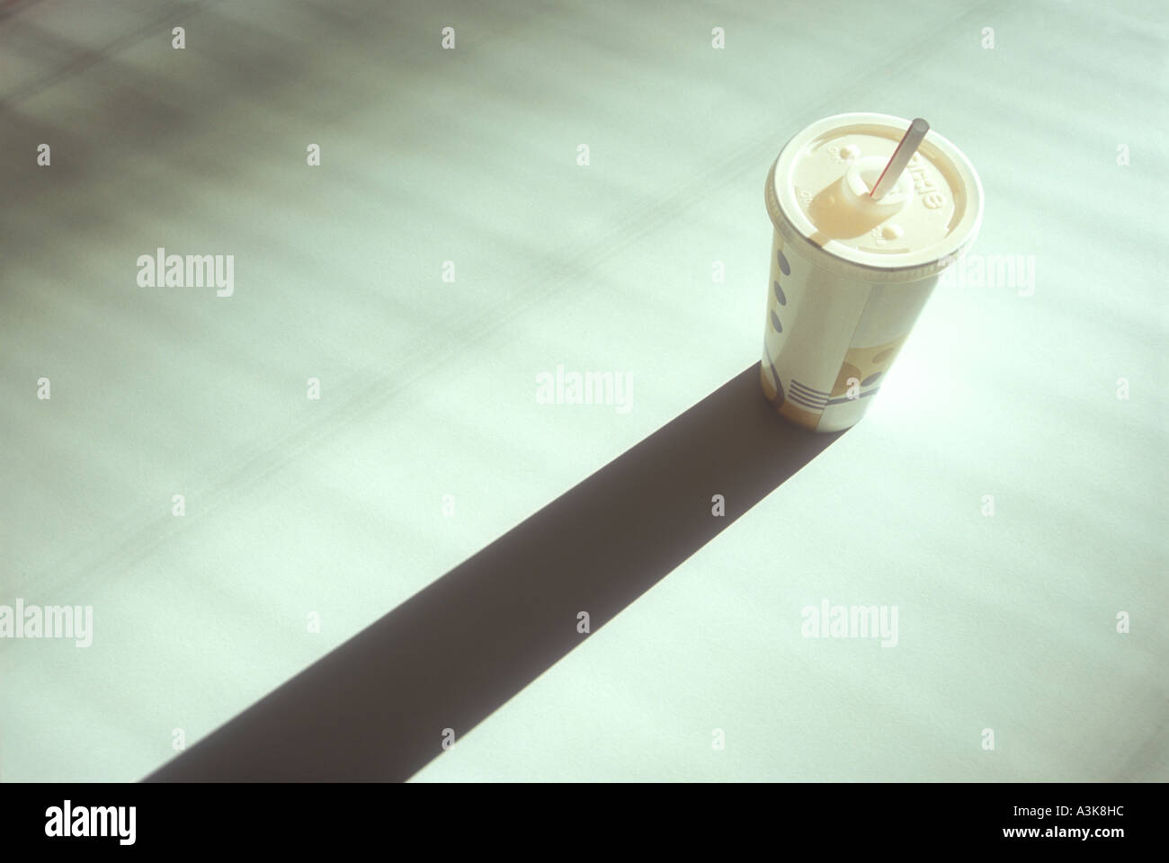 Disposable paper drink cup lid and straw Stock Photo Alamy