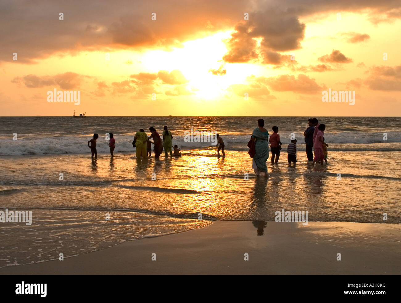 Indian Women In Saris And Their Children Enjoy An Amazing Sunset At A Stock Photo Alamy https www alamy com stock photo indian women in saris and their children enjoy an amazing sunset at 10806435 html