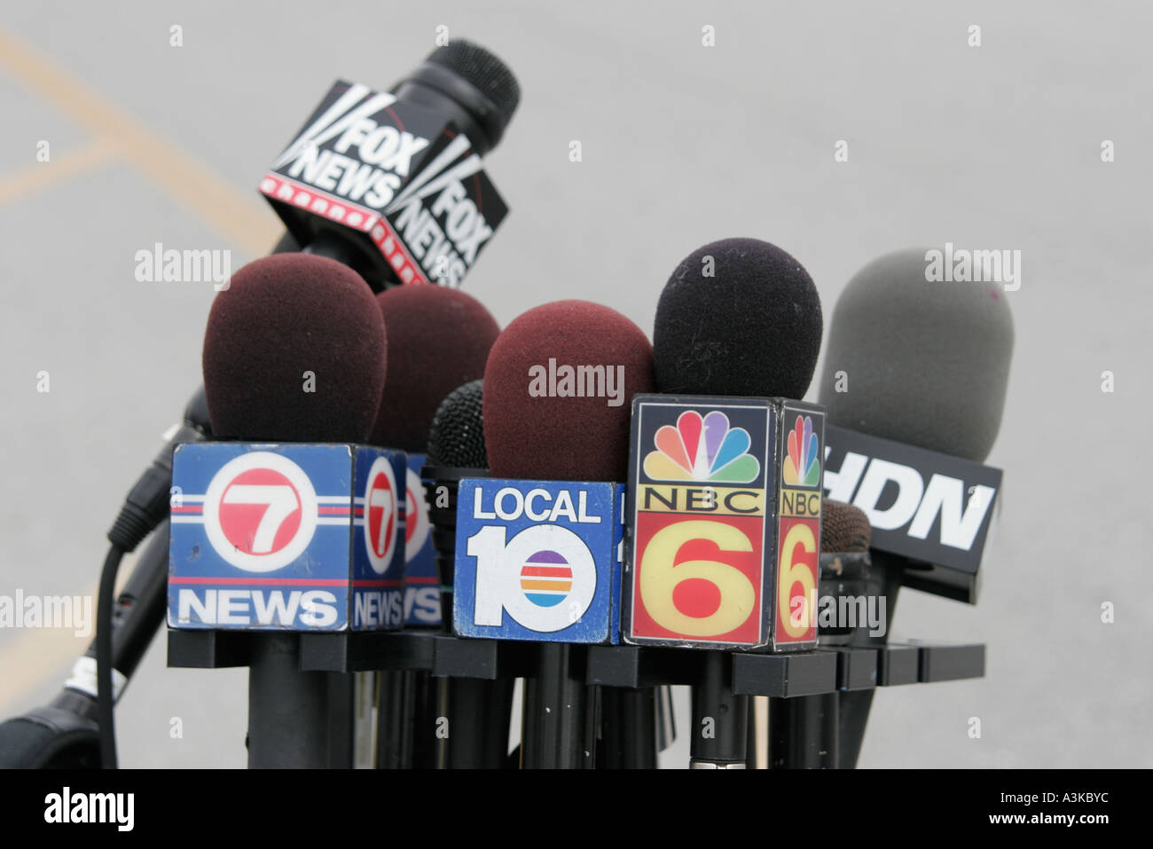 Florida Miami Beach microphones media news NBC Fox television set TV press  briefing FL051231077 Stock Photo - Alamy