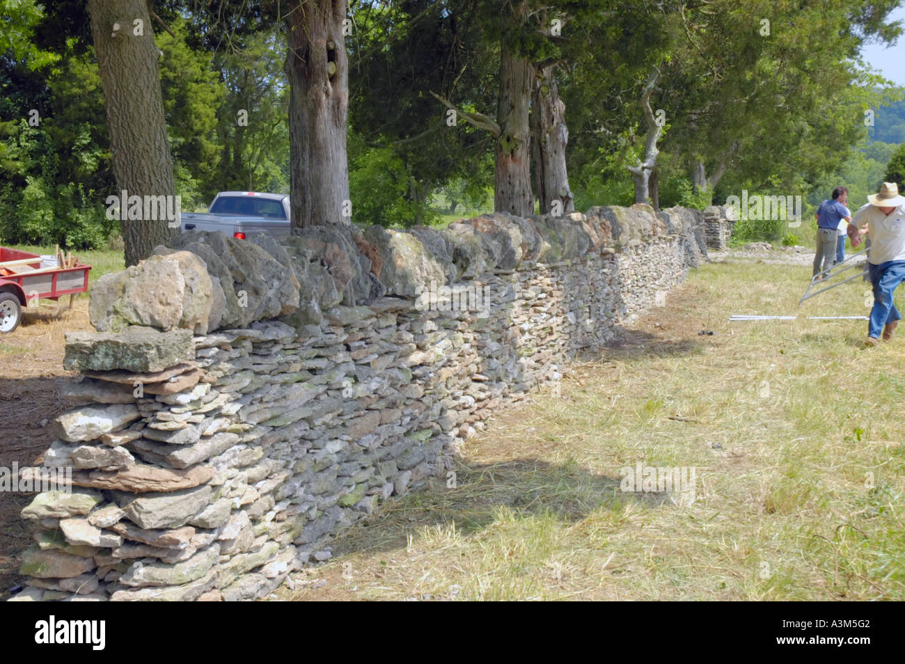 Dry stacked rock fence Stock Photo - Alamy
