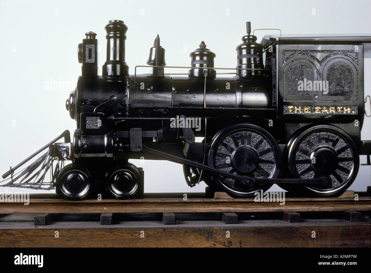 scale model RR RAILROAD locomotive steam engine carved from solid piece ...