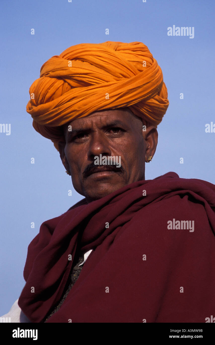 Man in Orange Turban and Maroon Shawl Pushkar India Stock Photo - Alamy