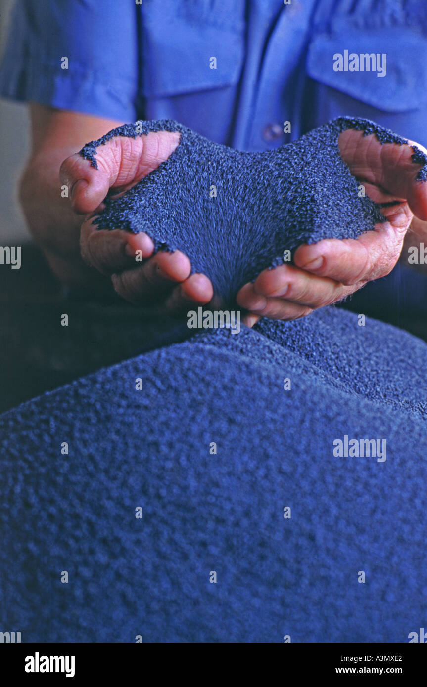 Bulk opium poppy seed destined to be used in baking and food products