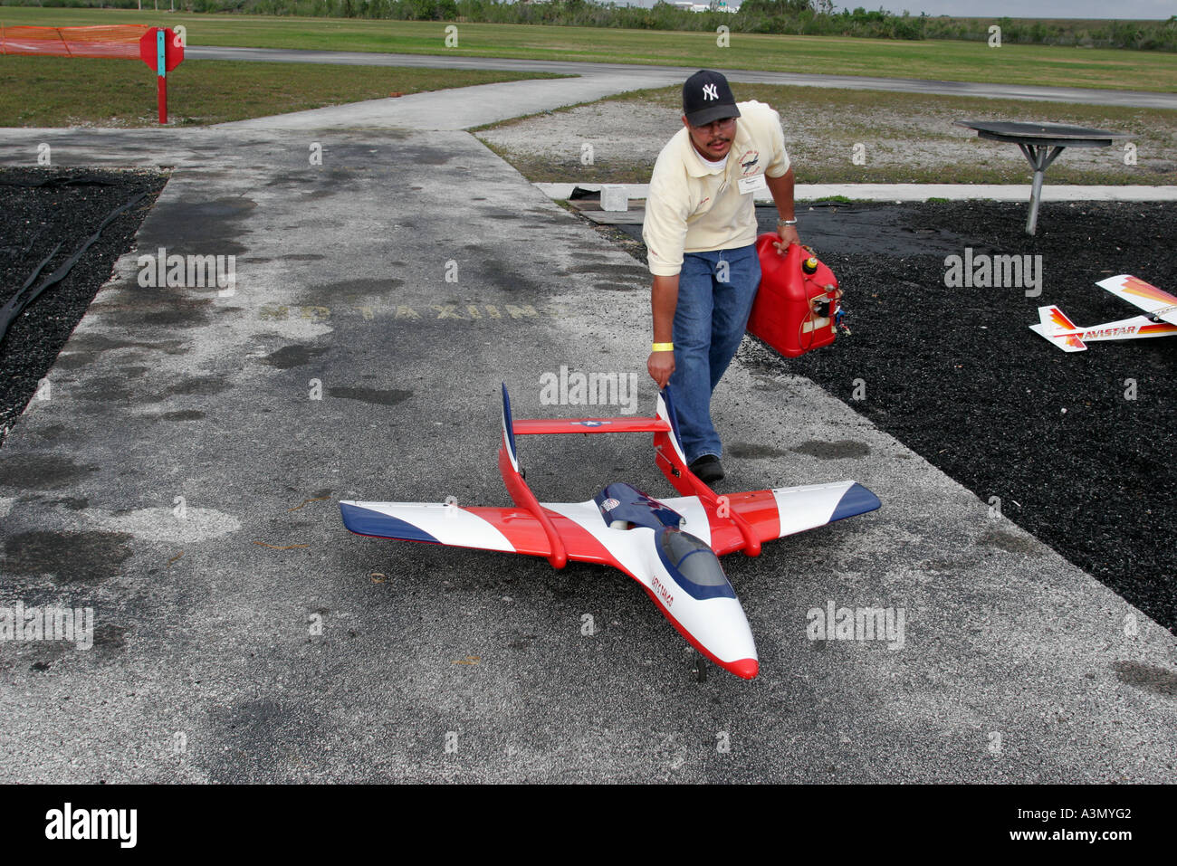 Florida Sunrise,Markham Park Airfield,model airplane,plane,hobby,Black