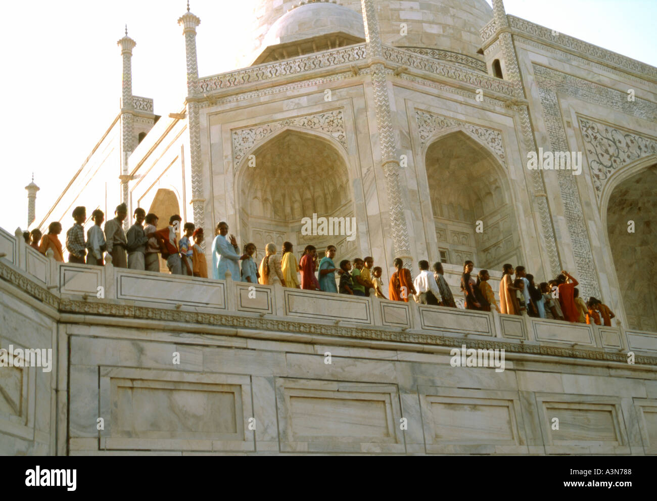 Queue At The Taj Mahal Stock Photo Alamy