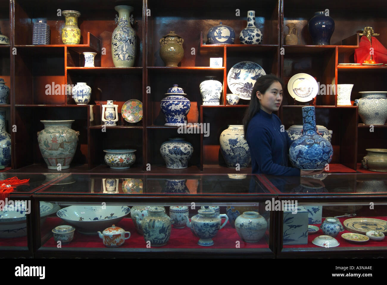 Antique shop in China Stock Photo Alamy