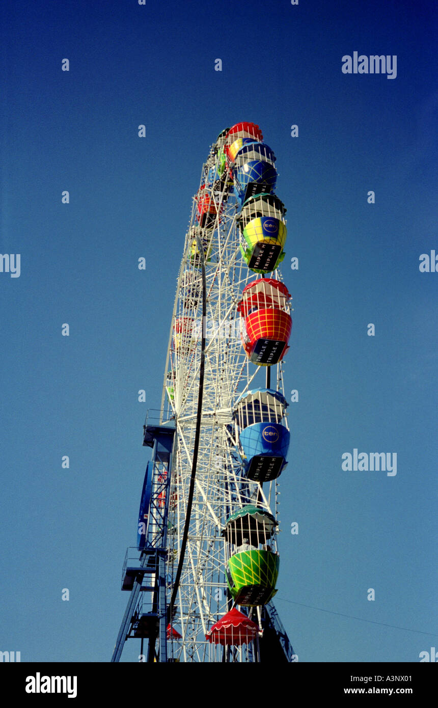 FERRIS WHEEL AT A SHOWGROUND Stock Photo - Alamy